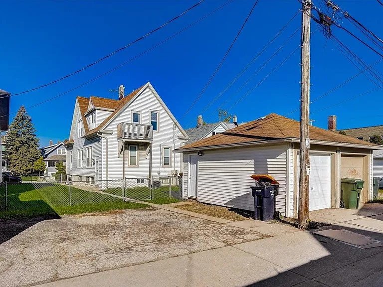 1442 S 73rd St #2 — Photo 32