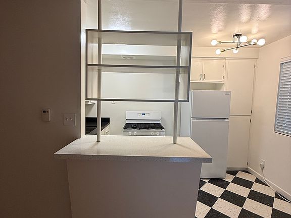 4th image of 1120 N Curson Ave APT 7