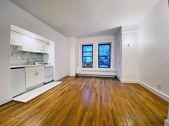 5th image of 169 W 74th St APT 1B