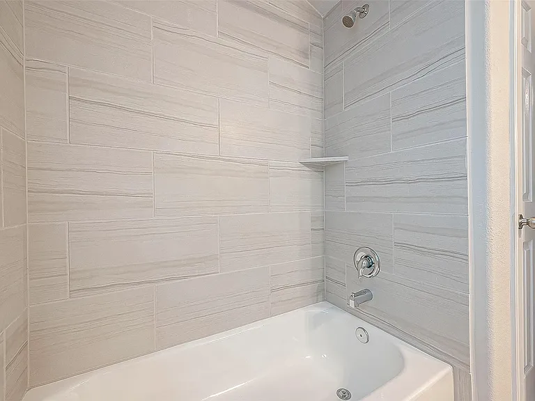 20607 Enrique Dr — Photo 28