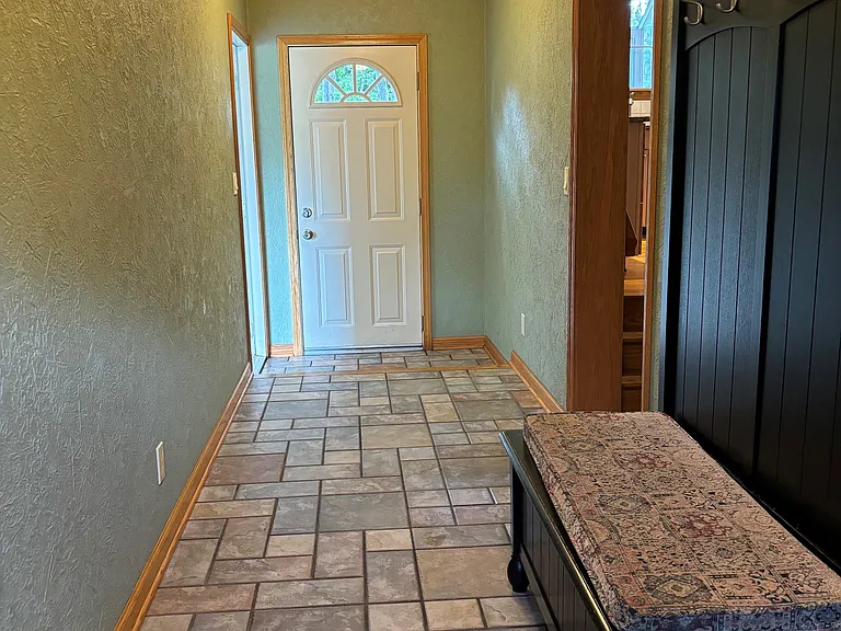 14 Boldt Ct — Photo 3