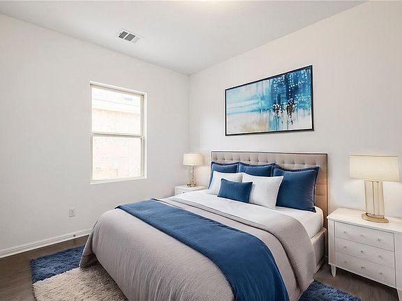 4th image of 17325 Alturas Ave