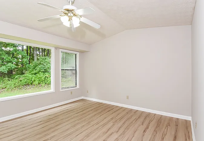 5975 Wellborn Trl — Photo 11