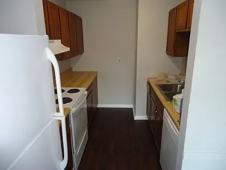 16556 Franklin Trl SE #1 — Photo 10
