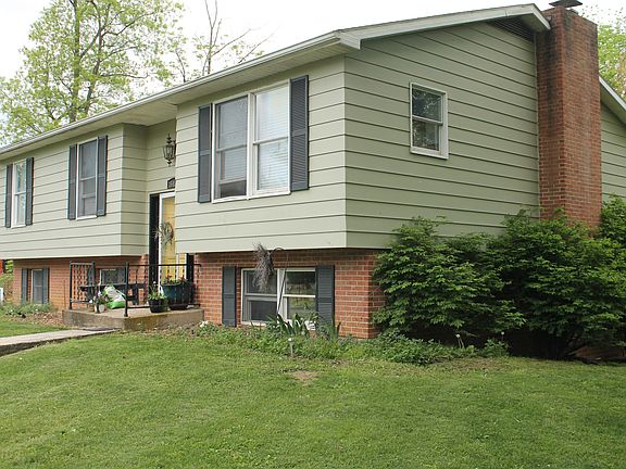 Southwest view of front 