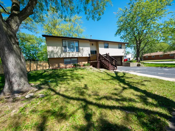 17102 Elm Dr, Hazel Crest, IL 60429