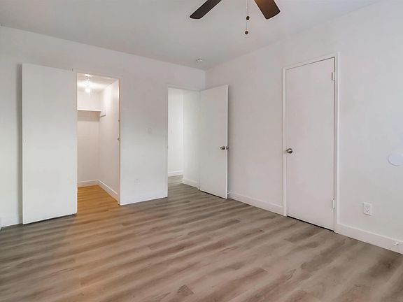 5th image of 8650 Hurlbut St