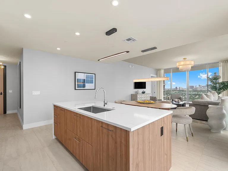 151 N Seabreeze Blvd #2503 — Photo 80