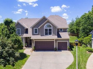 15302 S Hallet St, Olathe, KS 66062