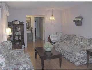 1st image of 227 E Hilltop Dr