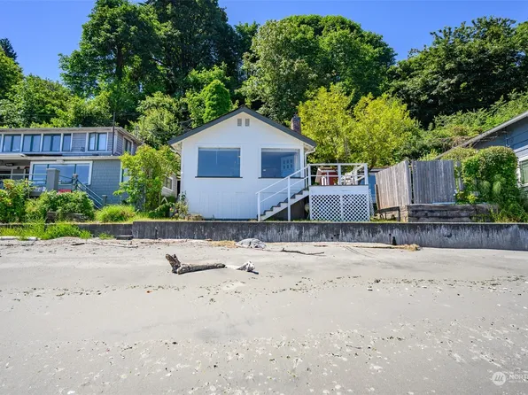 10819 Vashon Highway SW, Vashon, WA 98070