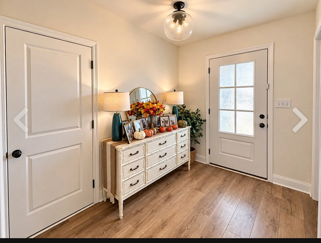 3 bed, 1450 sqft, $2,350 — Photo 3