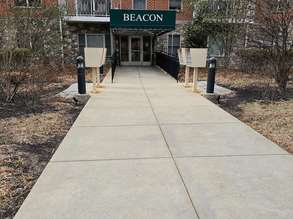 1600 Church Rd APT B103, Wyncote, PA 19095