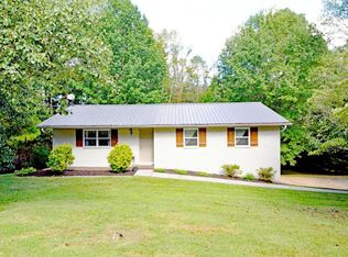 2250 Mountain View Rd, Lenoir City, TN 37771