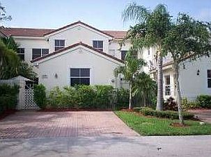 1st image of 925 Lemonwood Ct