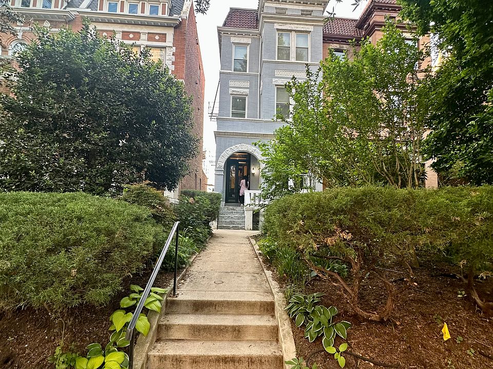 1st image of 2017 Kalorama Rd NW APT 2