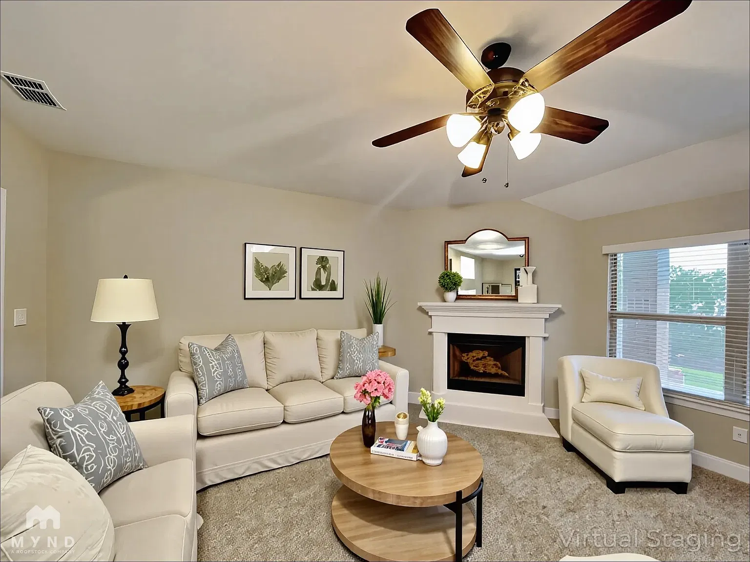 3 bed, 2.0 bath, 2202 sqft, $2,620 — Photo 3