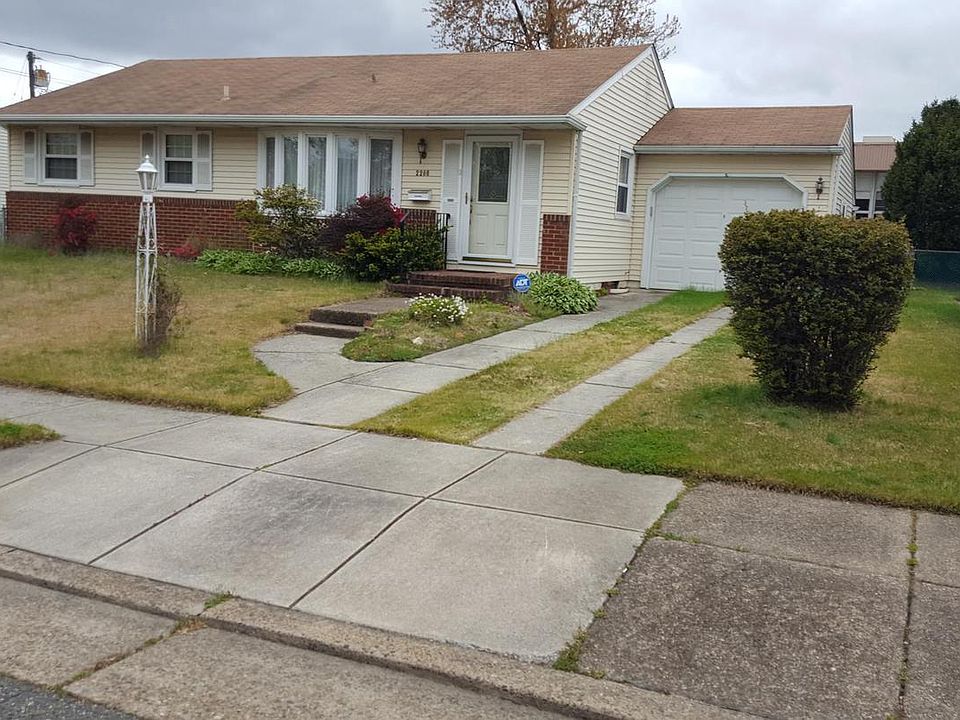 2nd image of 2286 Corbett Rd