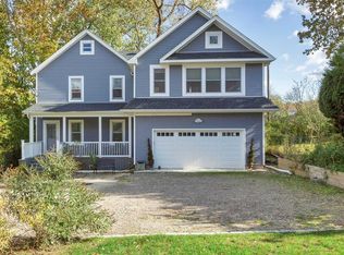 63 Anstice St, Oyster Bay, NY