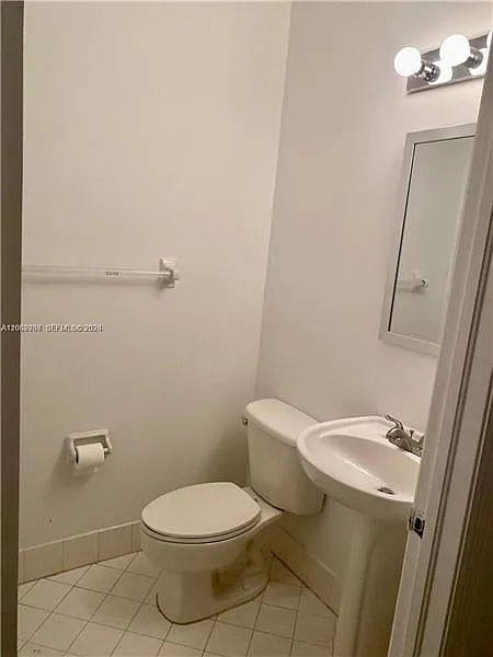 4 bed, 3.5 bath, 1808 sqft, $3,600 — Photo 3