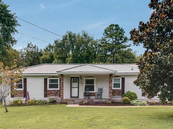 134 Gates Dr, Hendersonville, TN 37075