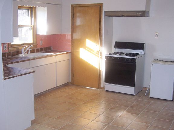 updated counter tops / ceramic tile through out kitchen