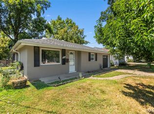 1033 Old Cape Rd, Jackson, MO 63755