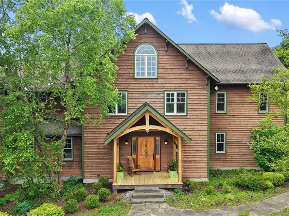 812 Irish Settlement Rd, Freeville, NY 13068