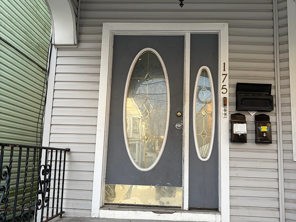 175 Wegman Pkwy #2