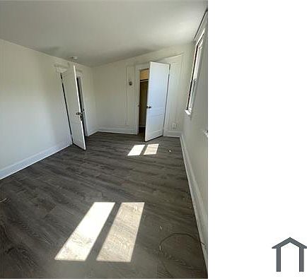 5th image of 106 Clay St #1