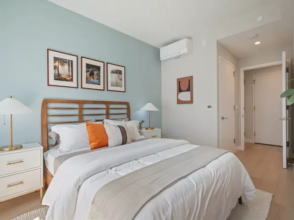 153-10 88th Avenue image 8 of 30