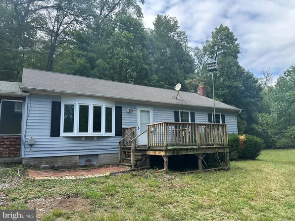 142 Goller Hill Ln, Hedgesville, WV 25427