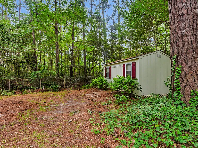 2317 Country Club Rd — Photo 8