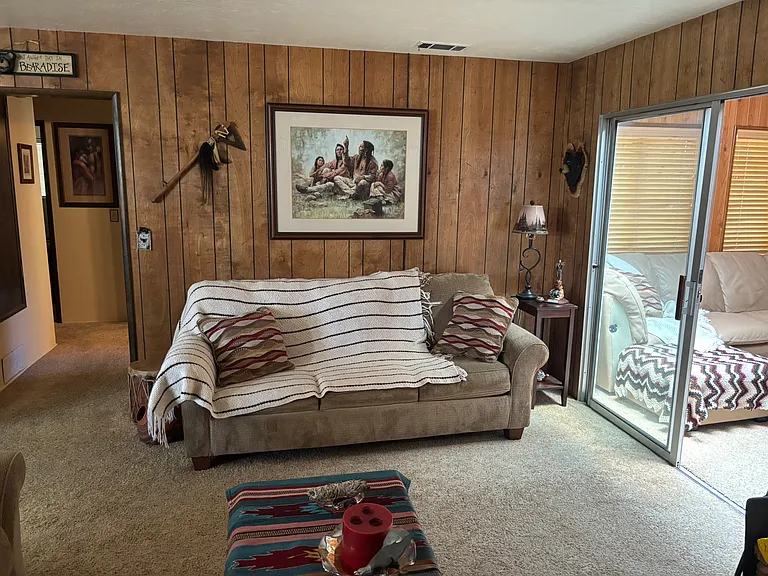 304 E Mojave Blvd — Photo 6