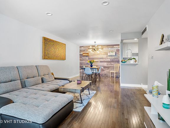 4th image of 640 Murray Ln Unit 304