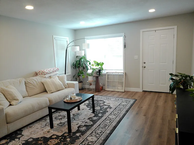 309 W Worley St — Photo 12