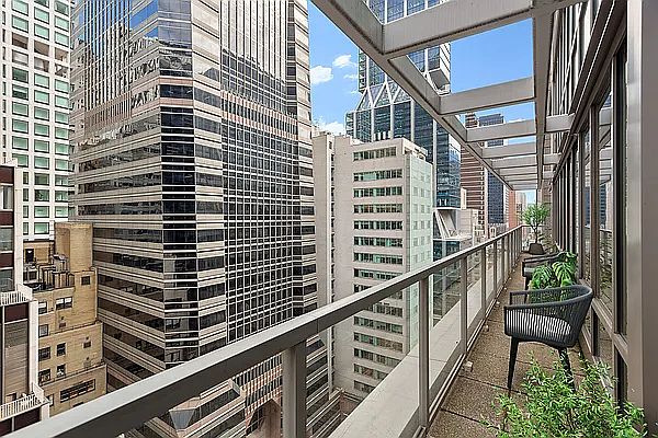 1st image of 60 E 55th St APT 21A