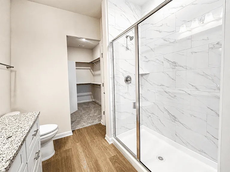 7204 Magnolia Crk #101 — Photo 16