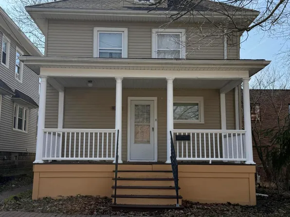 433 N Butler Blvd, Lansing, MI 48915