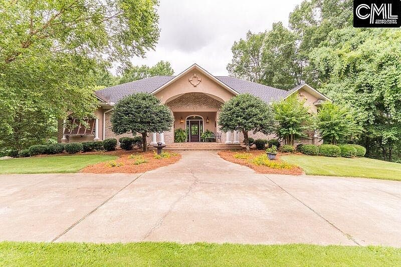1st image of 2637 Pine Lake Dr