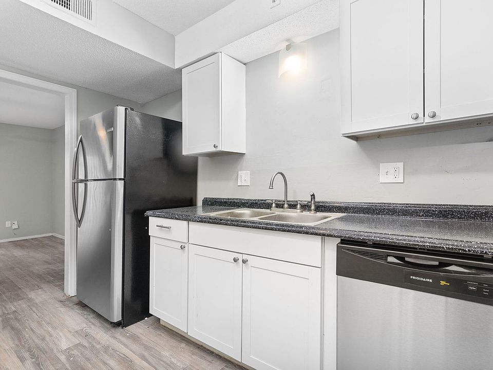1st image of 3100 Minnesota Ave #213E