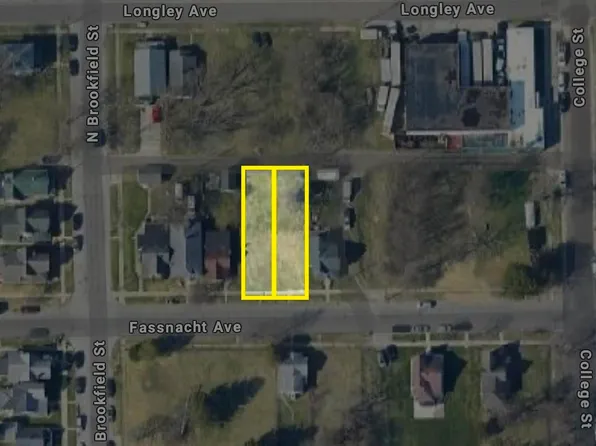 1805 Fassnacht Ave, South Bend, IN 46628