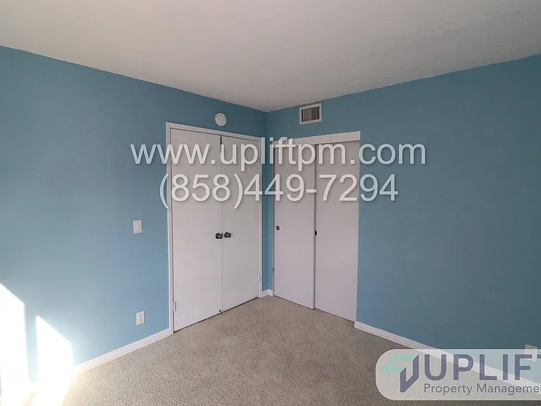23668 Country Villa Rd — Photo 16