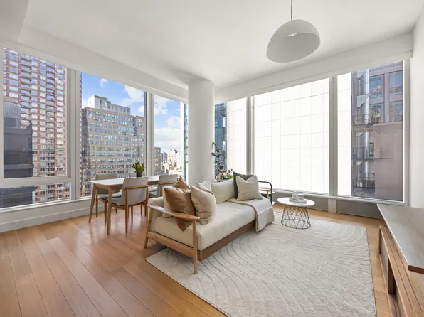 15 East 30th Street image 1 of 20