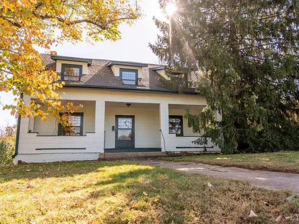 712 Riverside Dr, Lynchburg, VA 24503
