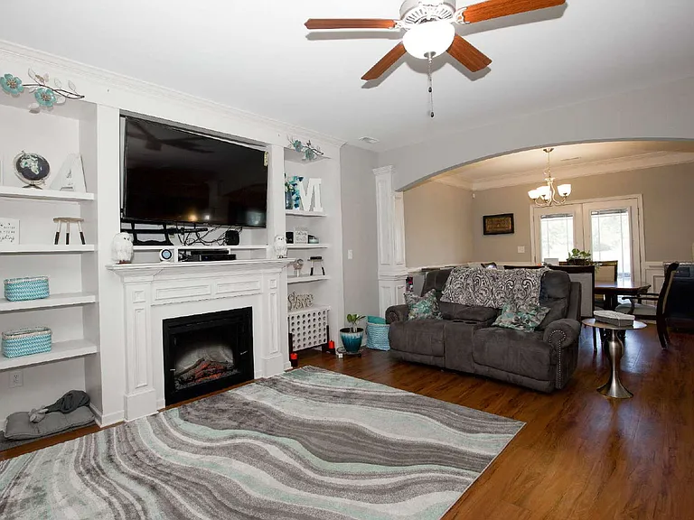 3028 Helmsman Dr — Photo 10
