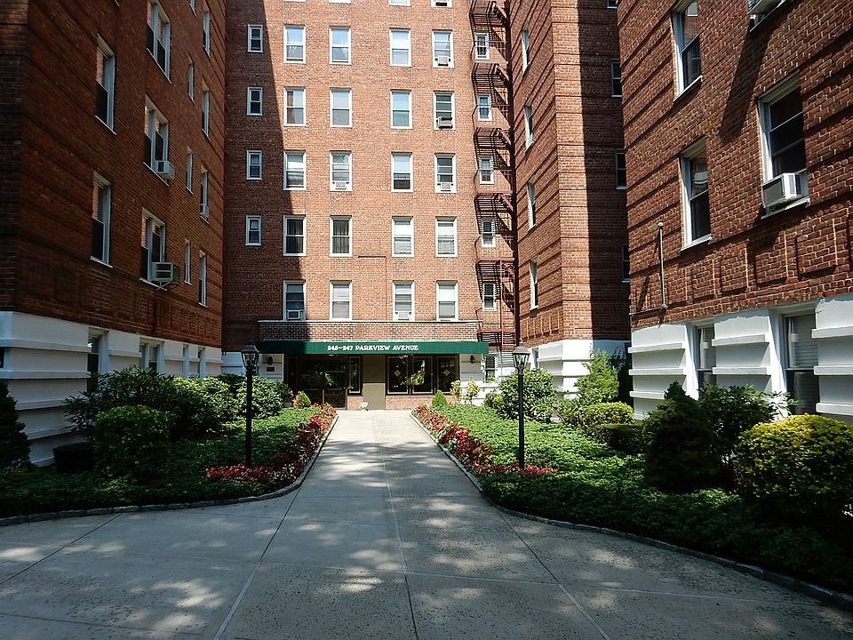 1st image of 245 Parkview Ave APT 6G