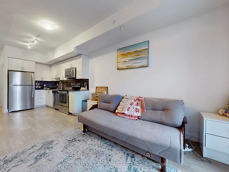 7890 Bathurst St #1703 — Photo 8