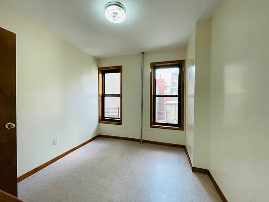 Rented by Level Group | media 2