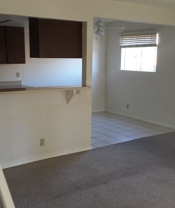 2nd image of 1740 Willis St APT 3